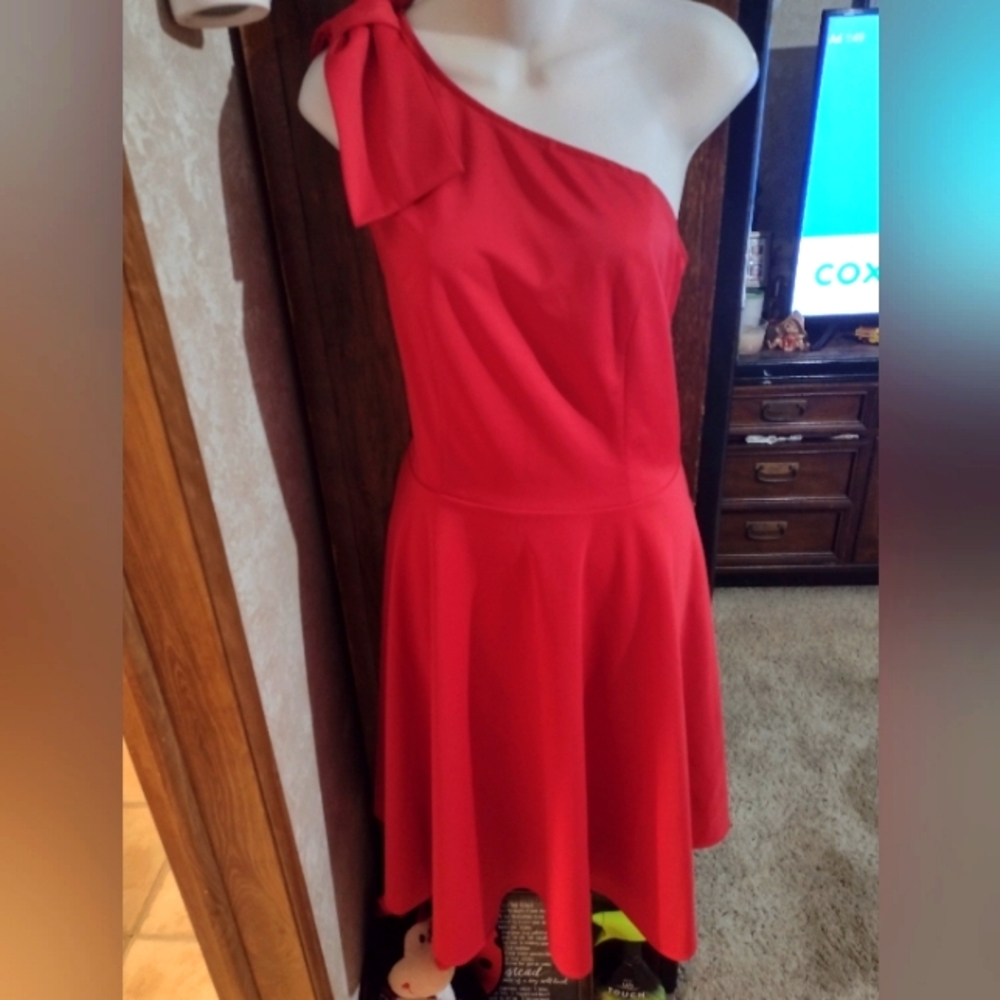 NWT ONE SHOULDER RED DRESS SIZE XL